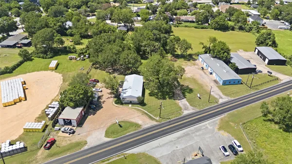 $339,000 | 1301 Highway 105, Brenham, TX 77833
