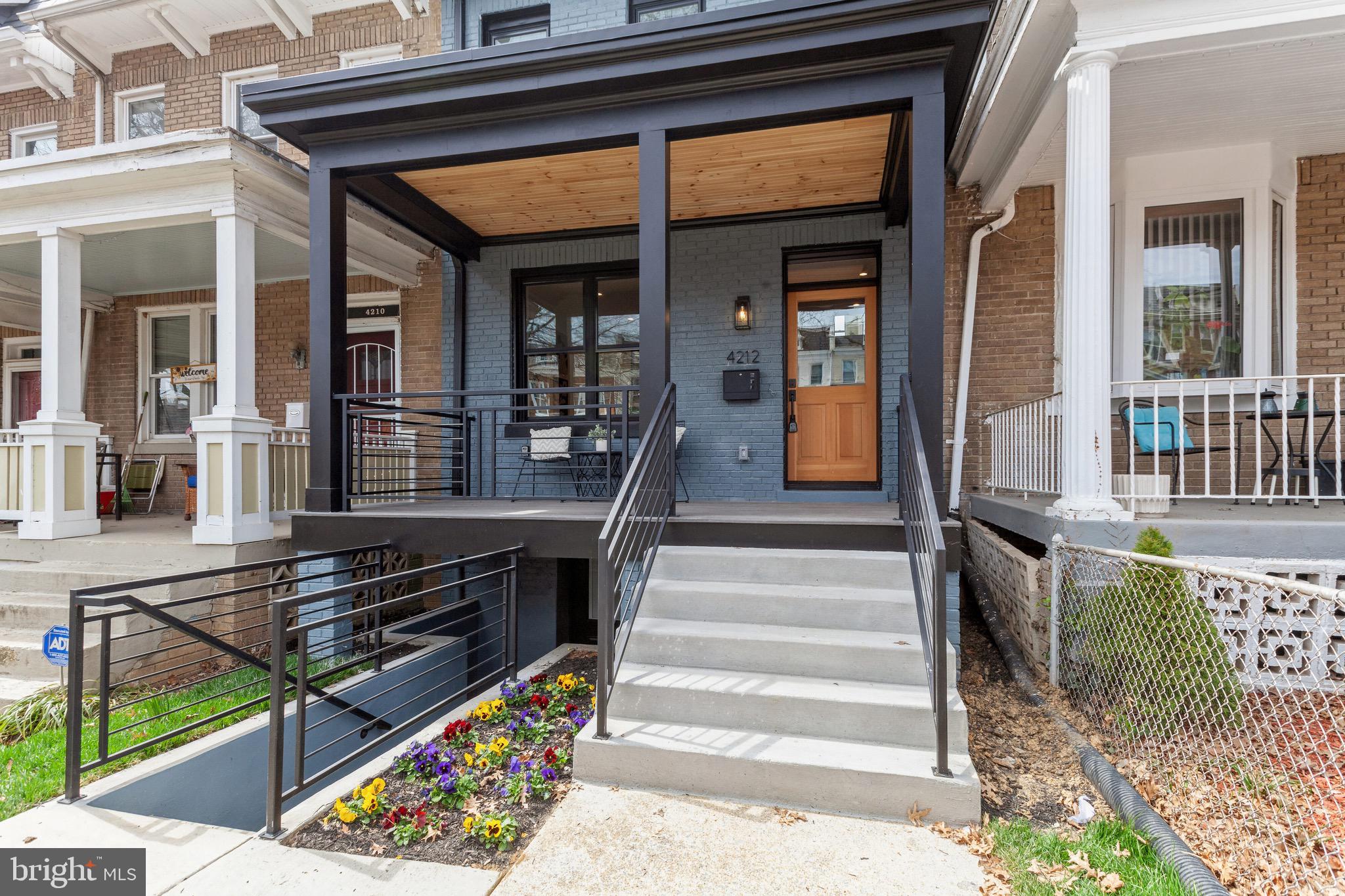 4212 3rd Street Northwest Washington, DC 20011 - Photo 4 of 62