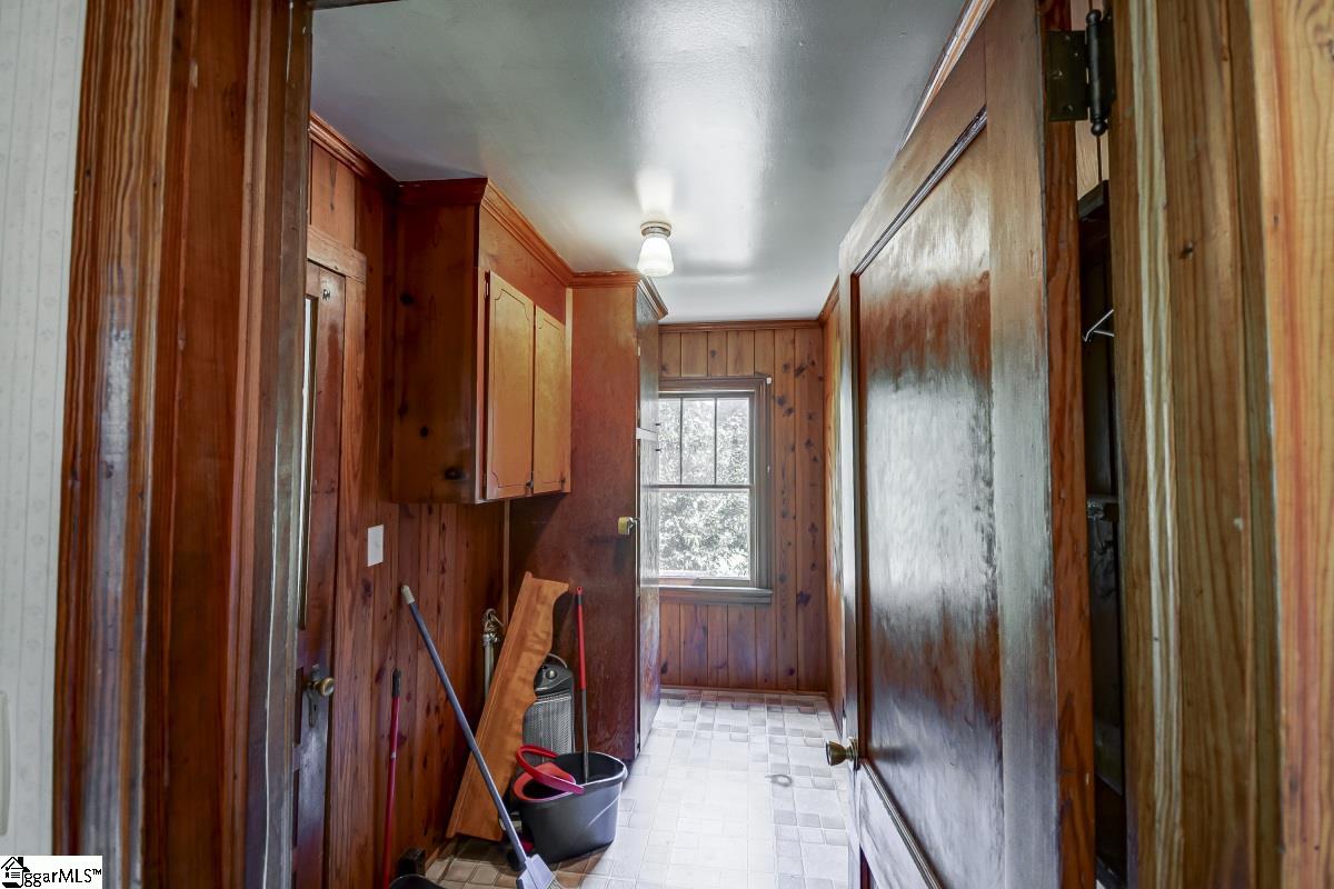 2436 Fews Bridge Road Greer, SC 29651 - Photo 16 of 36