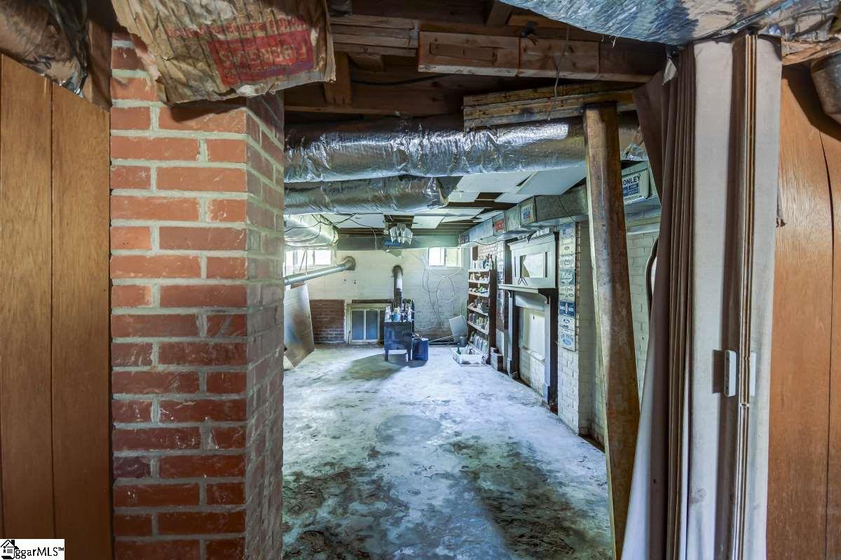 2436 Fews Bridge Road Greer, SC 29651 - Photo 29 of 36