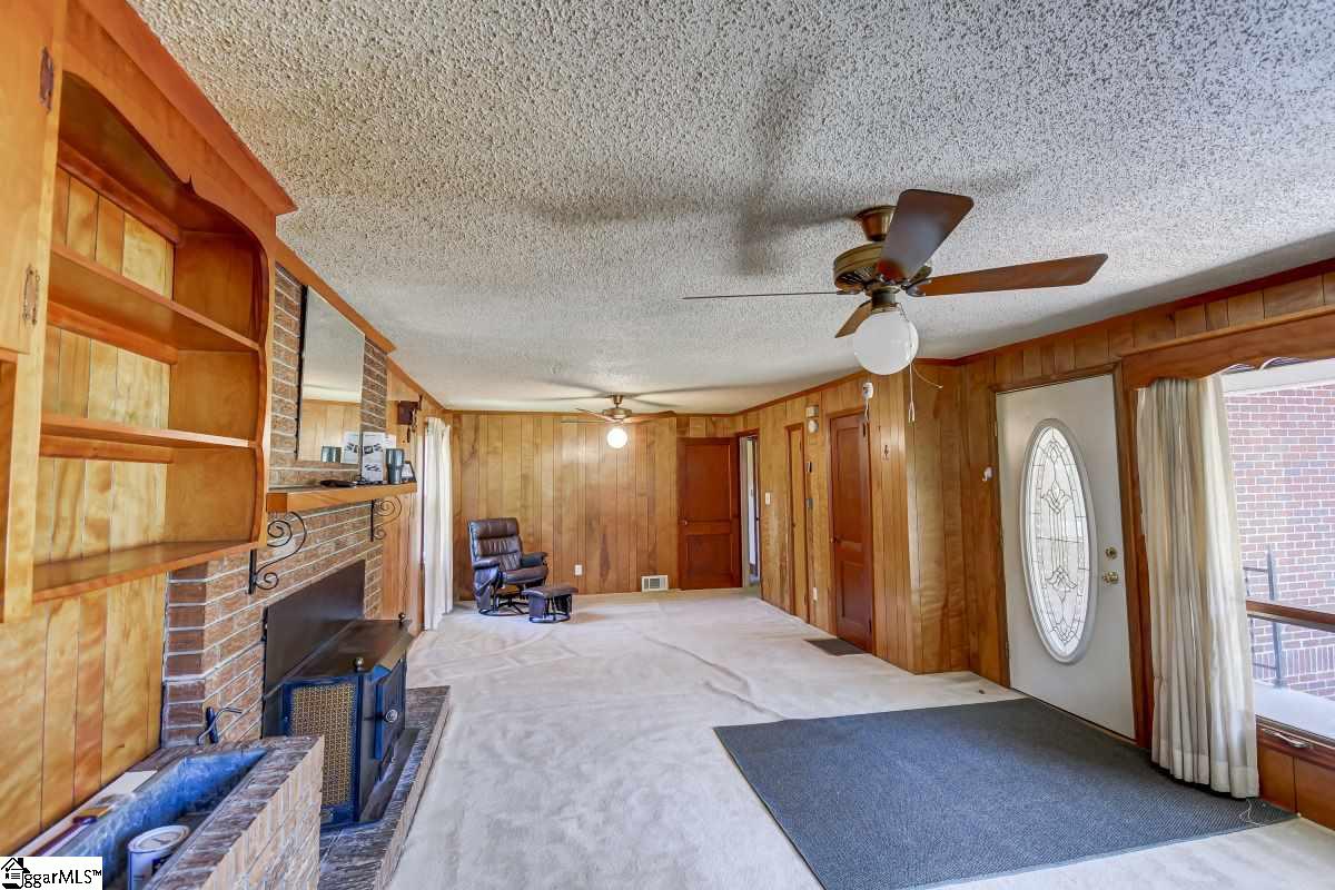 2436 Fews Bridge Road Greer, SC 29651 - Photo 6 of 36