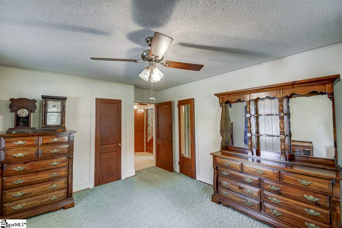 2436 Fews Bridge Road Greer, SC 29651 - Photo 9 of 36