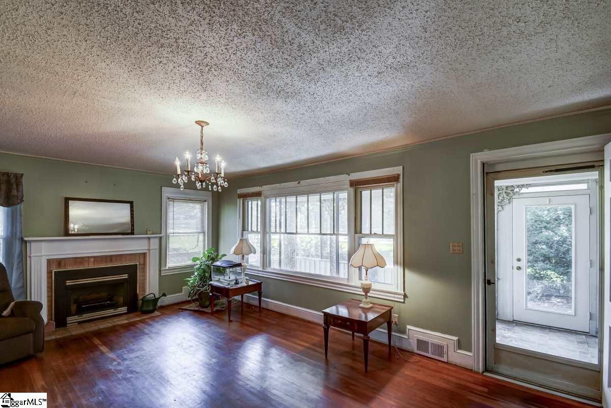 2436 Fews Bridge Road Greer, SC 29651 - Photo 10 of 36