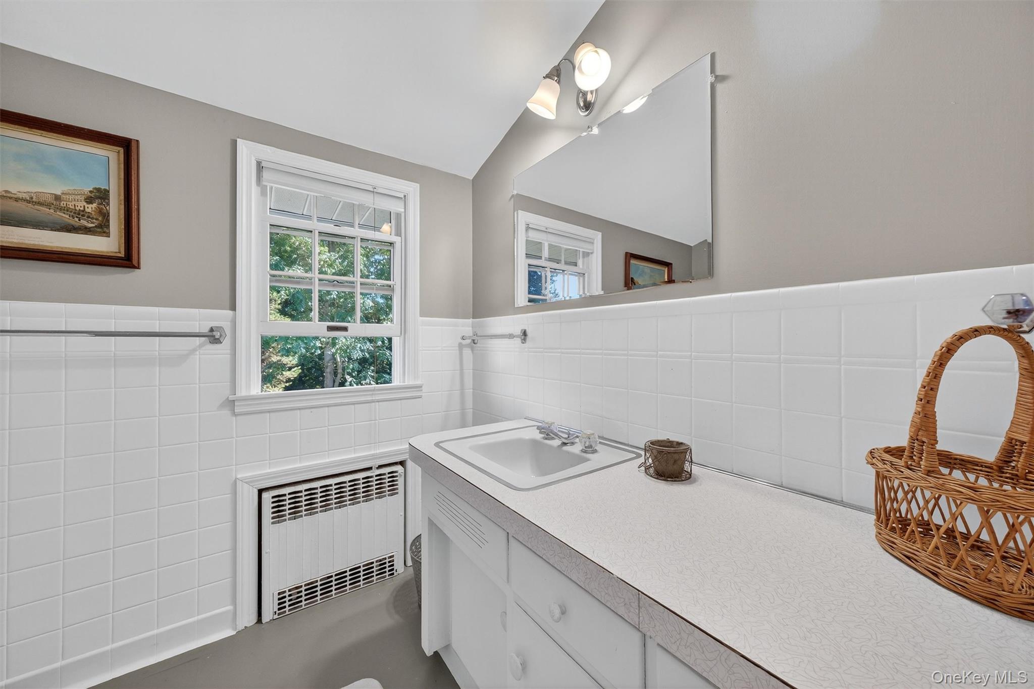 1436 Highway 52 Fishkill, NY 12524 - Photo 33 of 46 Hall bath