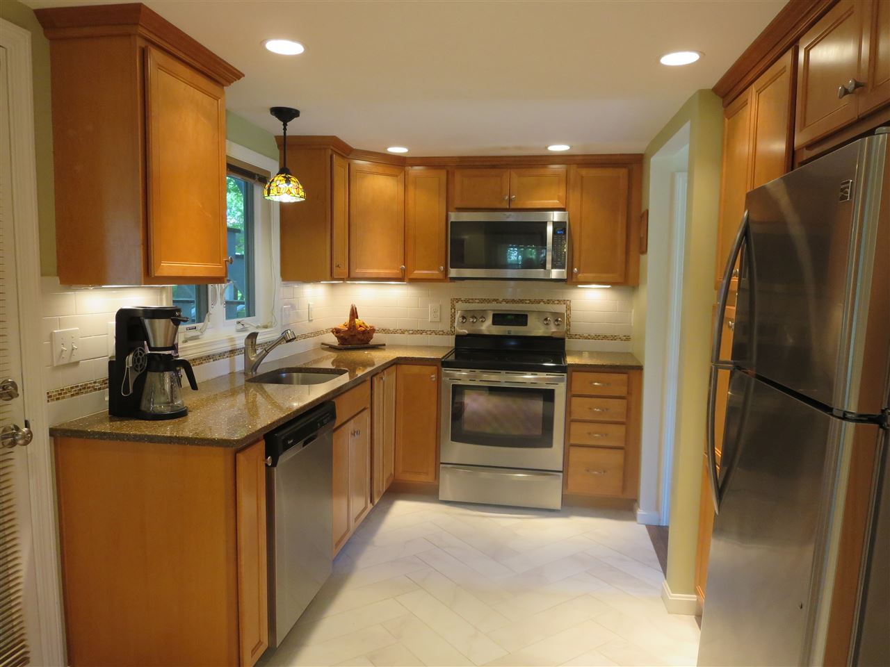 8 Travis Cove Road Kingston, NH 03848 - Photo 8 of 40 Gallery Image 8