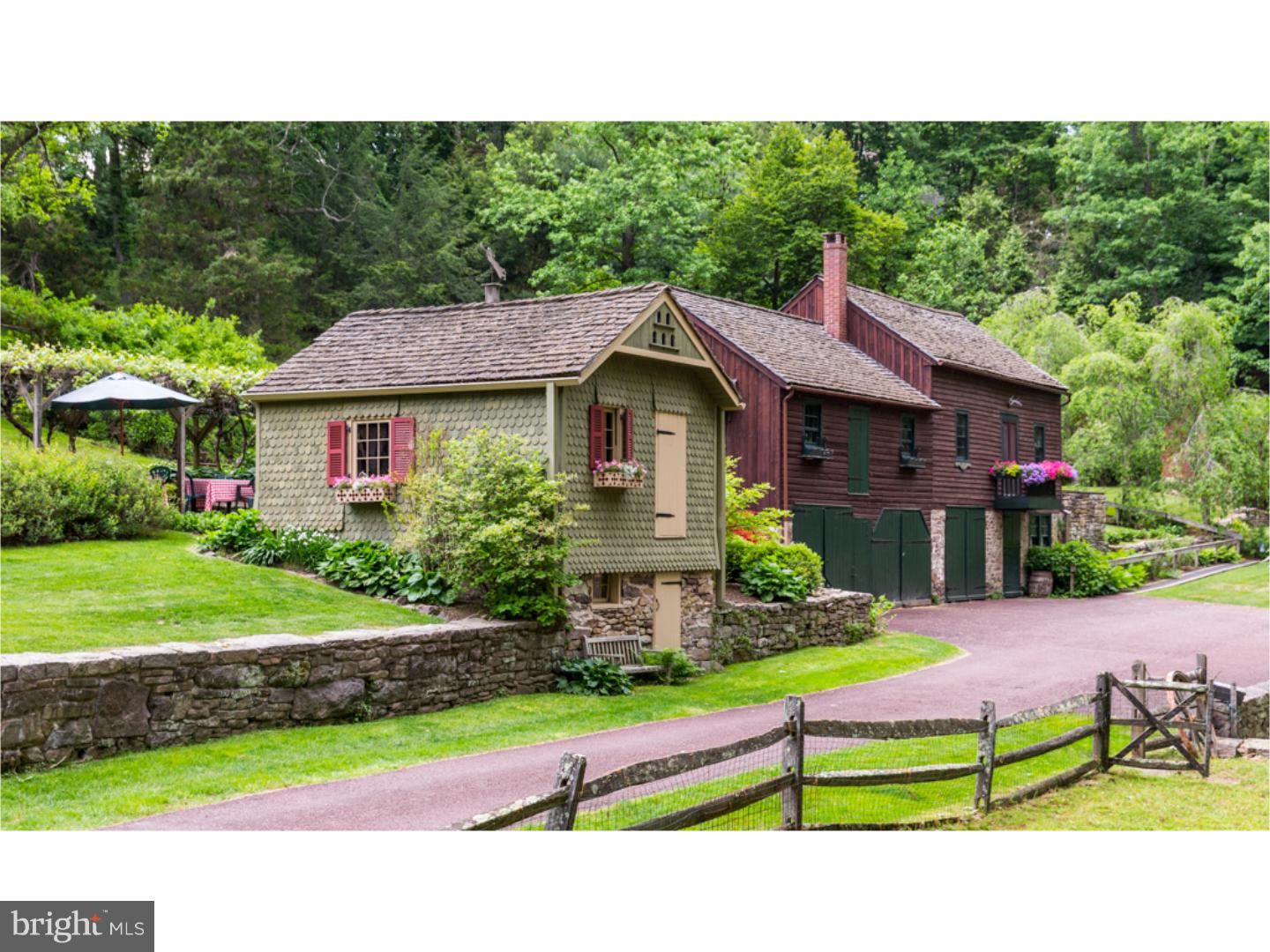 6685 Cuttalossa Road New Hope, PA 18938 - Photo 3 of 25