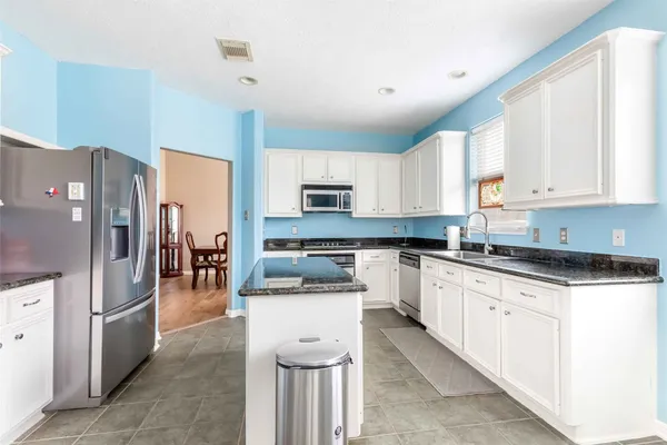 $334,999 | 3504 Oak Landing, Conroe, TX 77304