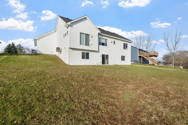 $375,000 | 811 Morrison Avenue Northwest, Annandale, MN 55302