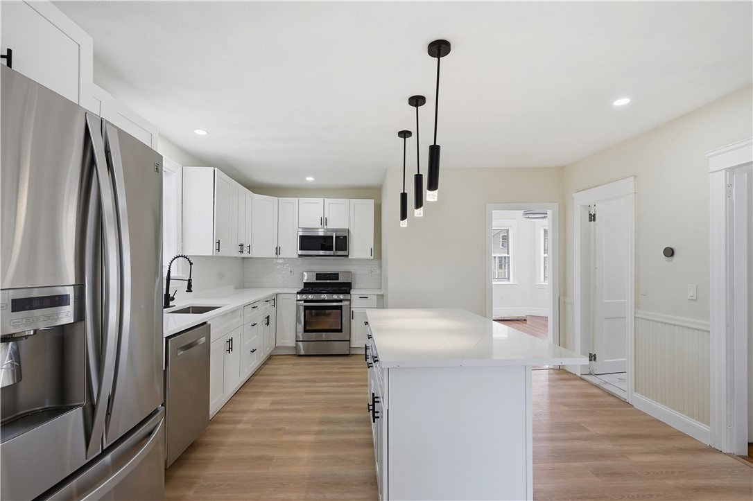 13 Suffolk Street Providence, RI 02908 - Photo 3 of 48