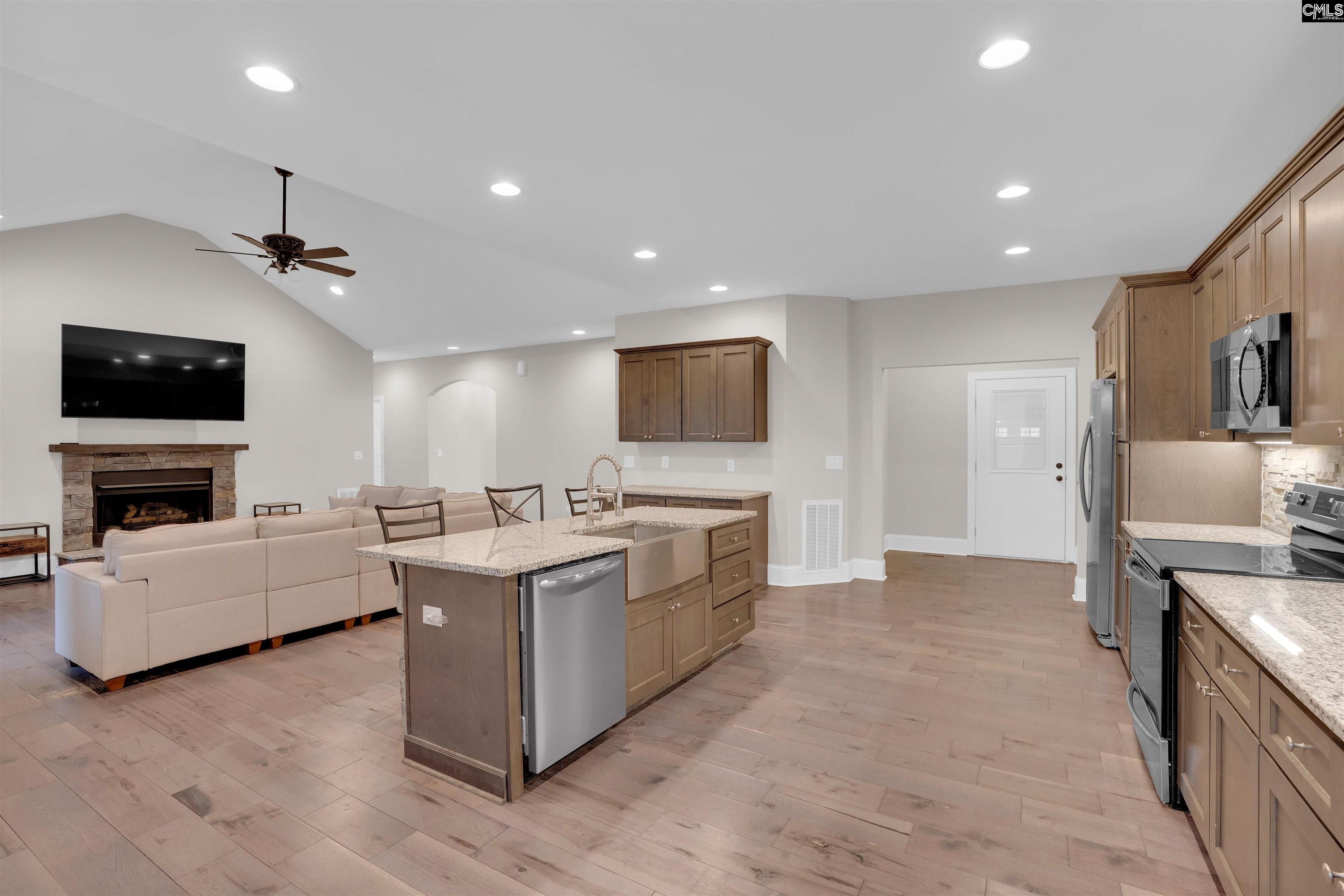 870 Shore Road Gilbert, SC 29054 - Photo 7 of 42