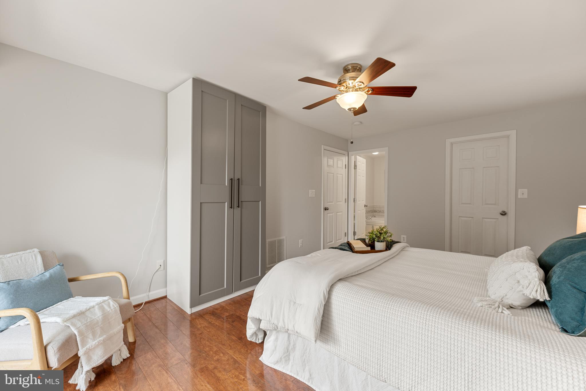 12444 Liberty Bridge Road, Unit 301A Fairfax, VA 22033 - Photo 19 of 34 Primary Bedroom Suite