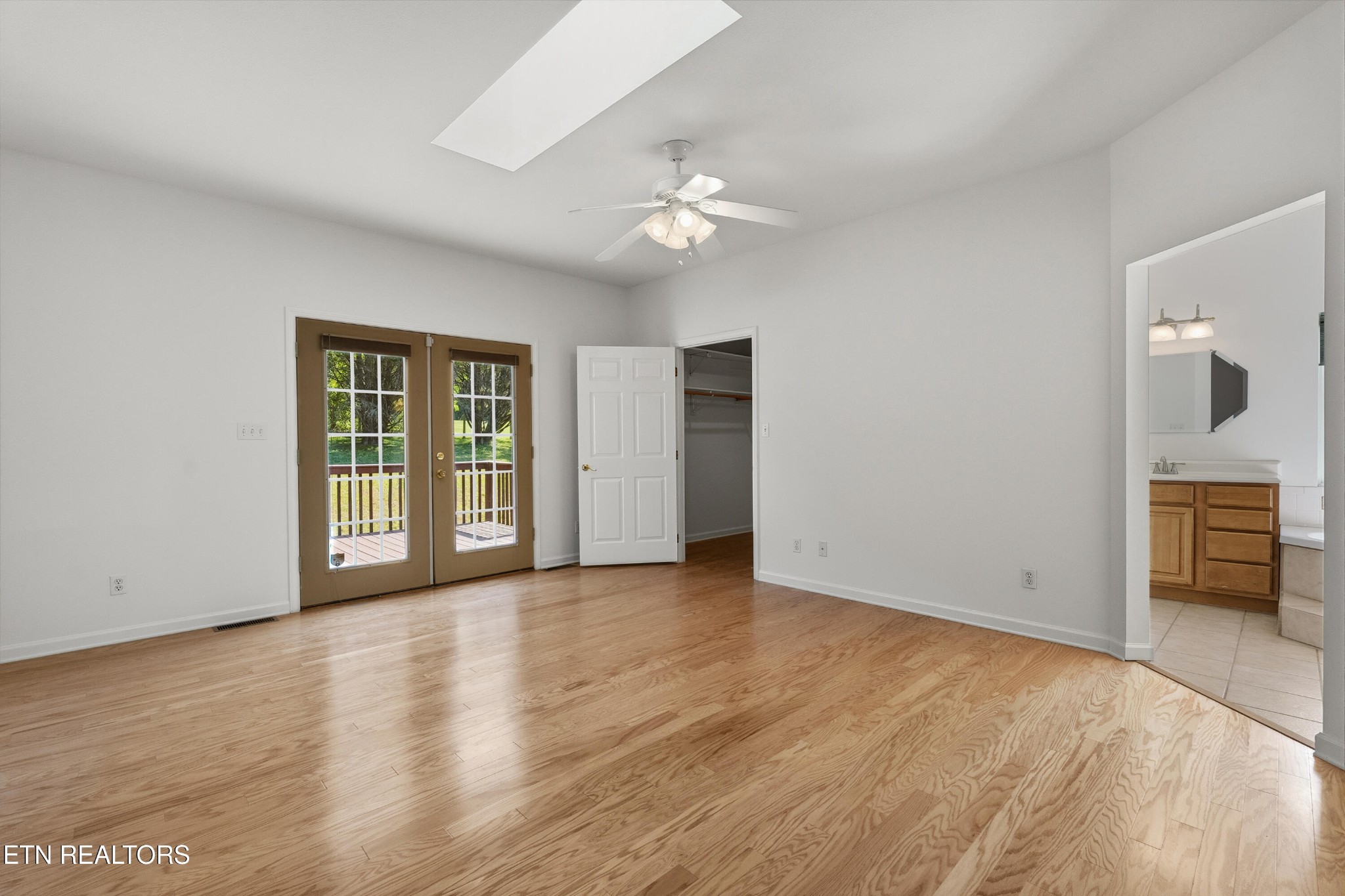 204 David Road Clinton, TN 37716 - Photo 15 of 38 Gallery Image 15