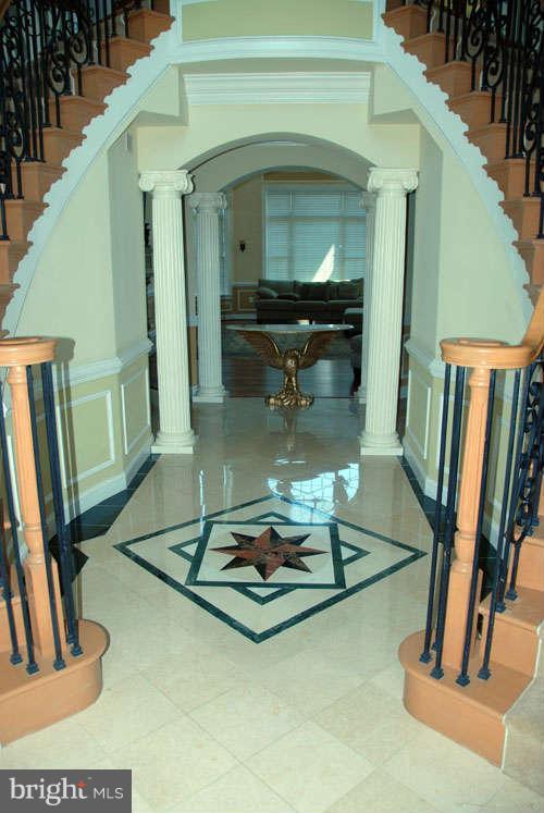 6608 Edsall Road Springfield, VA 22151 - Photo 11 of 29 a room with gym equipment