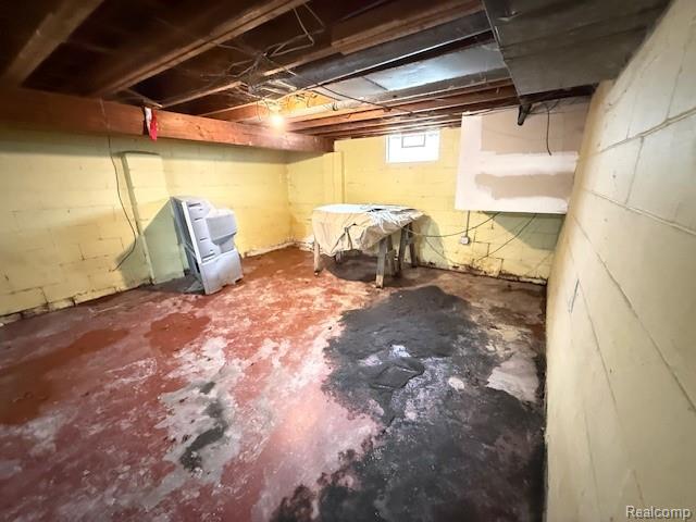 2251 Howe Road Burton, MI 48519 - Photo 27 of 28 Gallery Image 27