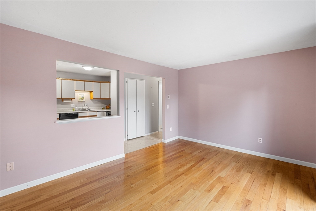 6 Apricot Street, Unit 10 Worcester, MA 01603 - Photo 8 of 33