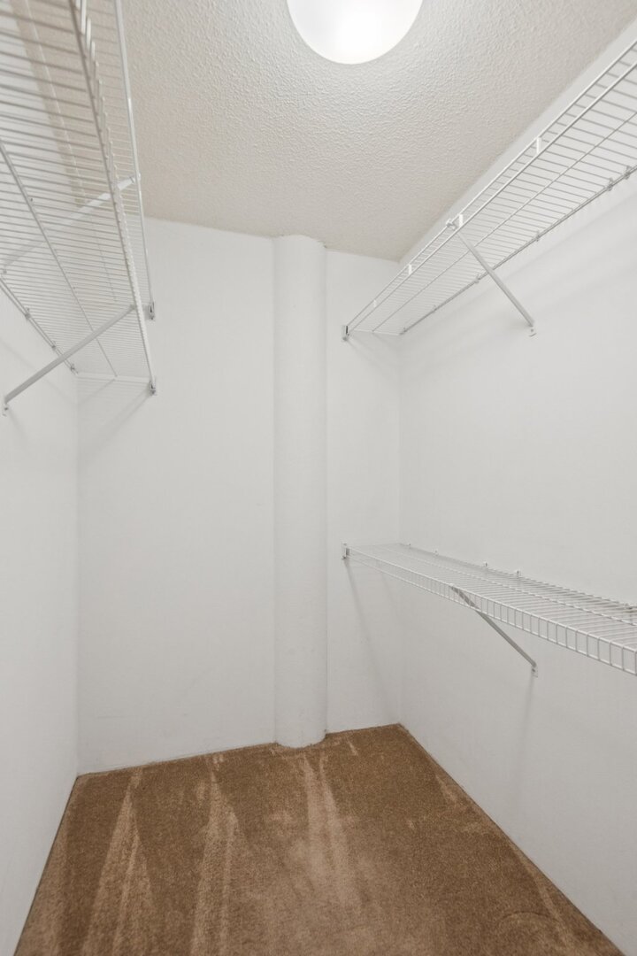 2555 Gross Point Road, Unit 101 Evanston, IL 60201 - Photo 16 of 23 a view of small space
