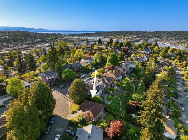 $1,587,000 | 862 West Etruria Street, Seattle, WA 98119