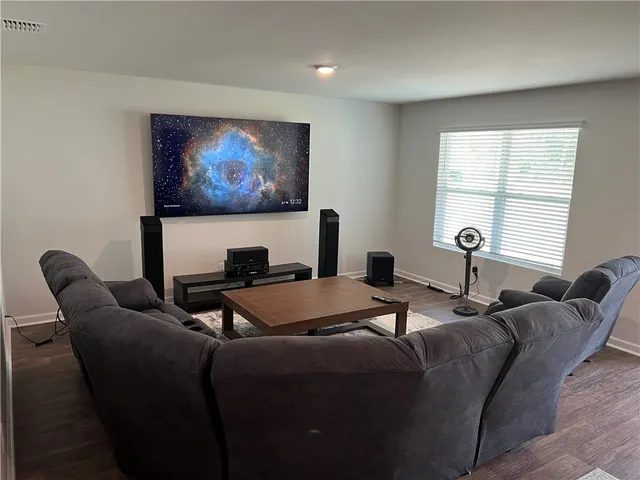 $2,400 | 200 Elizabeth Drive, Brunswick, GA 31525