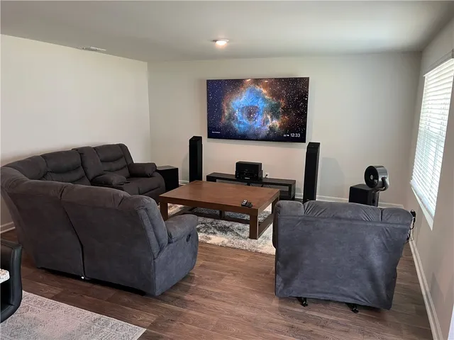 $2,400 | 200 Elizabeth Drive, Brunswick, GA 31525