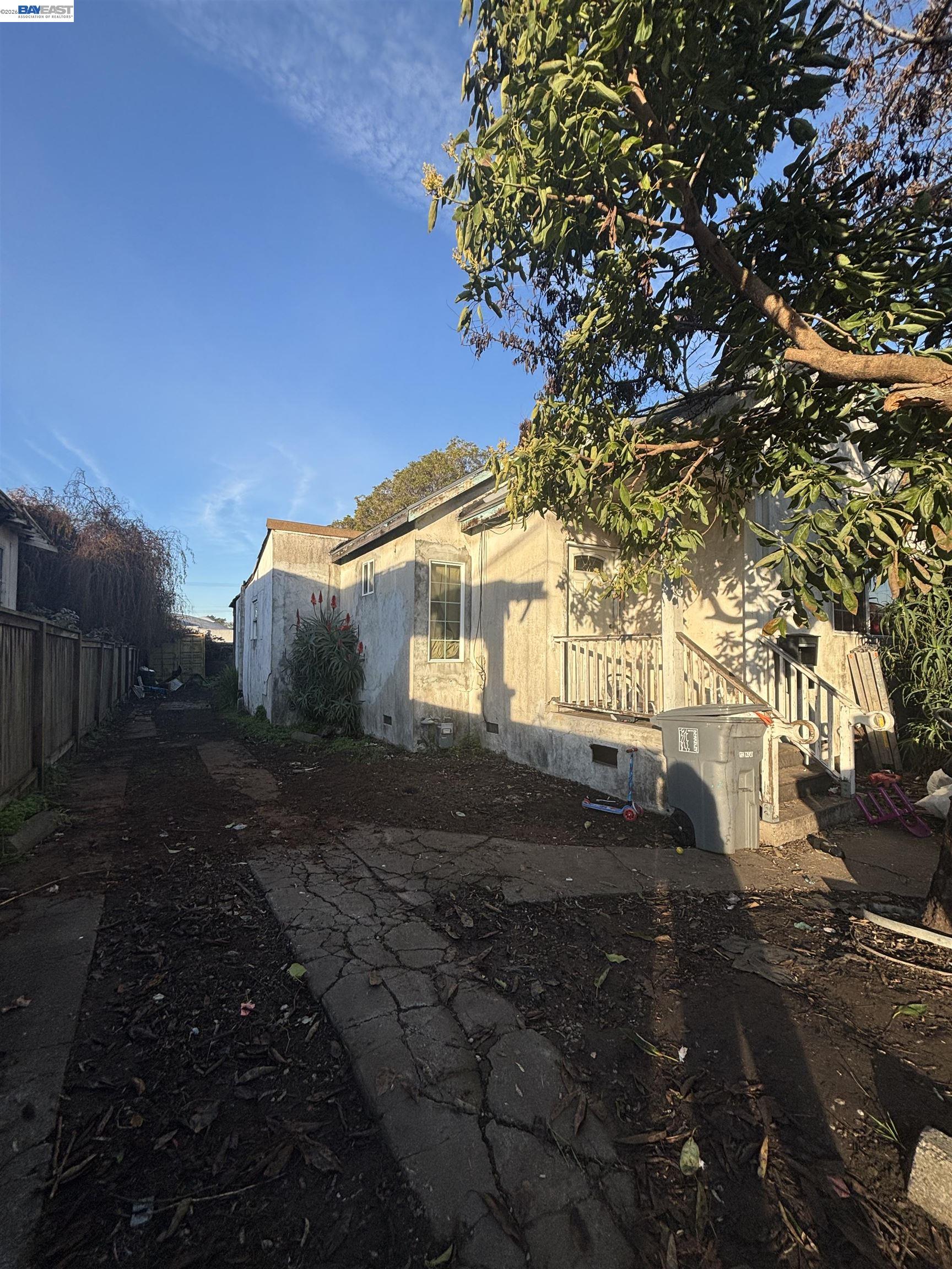 2414 Fifth Street Berkeley, CA 94710 - Photo 1 of 1 a view of a house with a yard