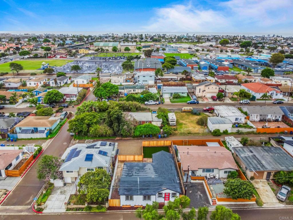 1038 Delaware Street Imperial Beach, CA 91932 - Photo 5 of 37