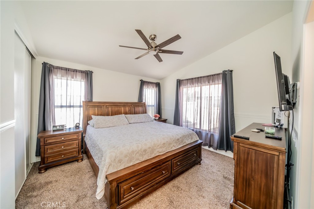 14564 Lilac Road Adelanto, CA 92301 - Photo 19 of 37