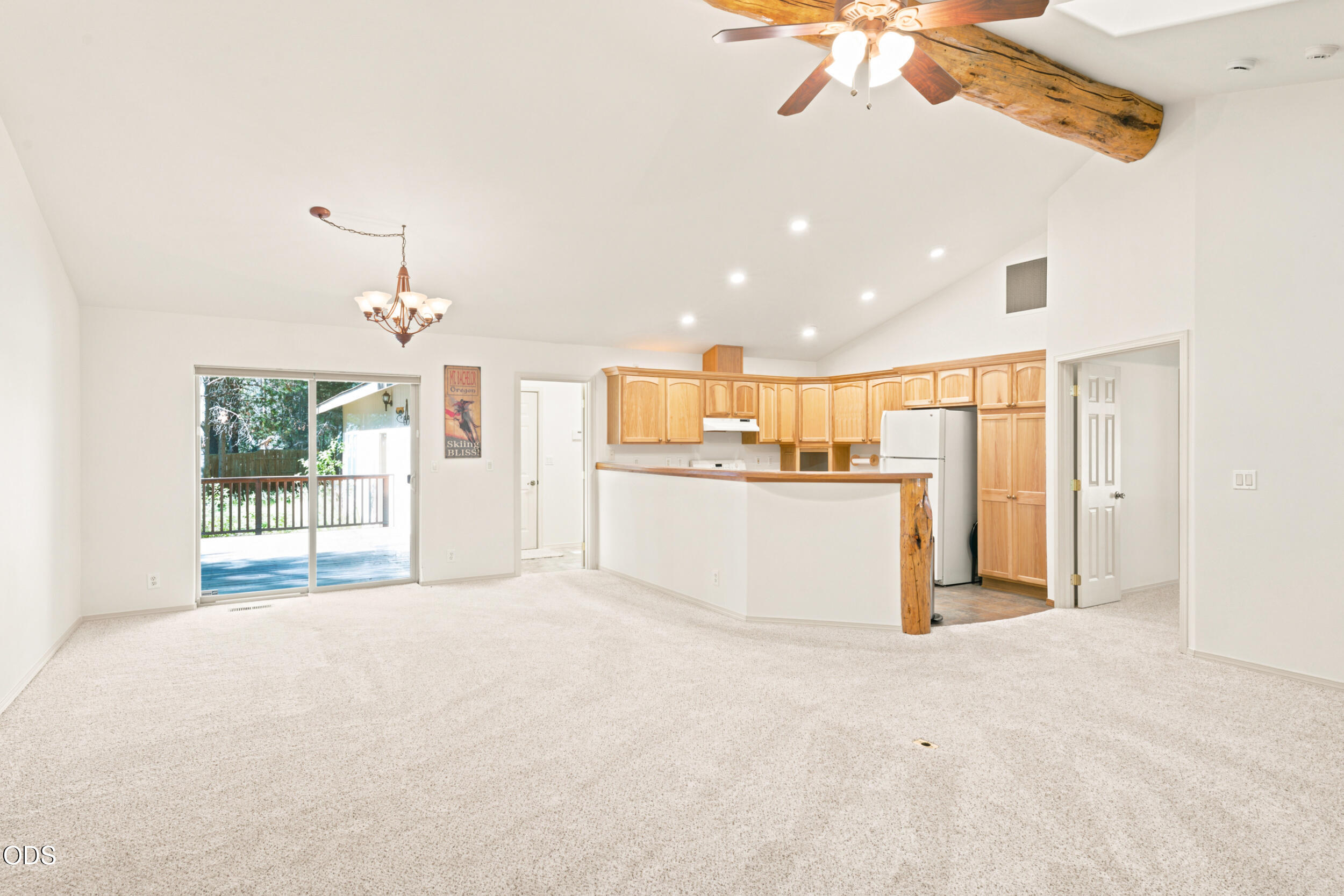 56718 Bandley Road Bend, OR 97707 - Photo 11 of 50