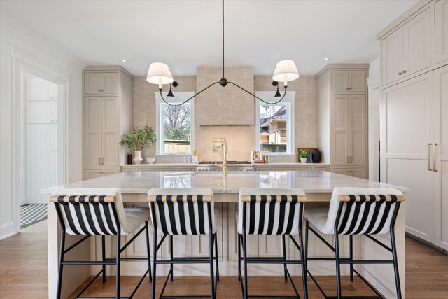 $3,160,000 | 2109 10th Avenue South, Nashville, TN 37204