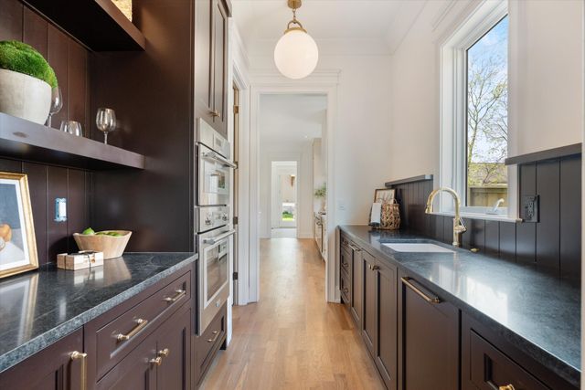 $3,160,000 | 2109 10th Avenue South, Nashville, TN 37204