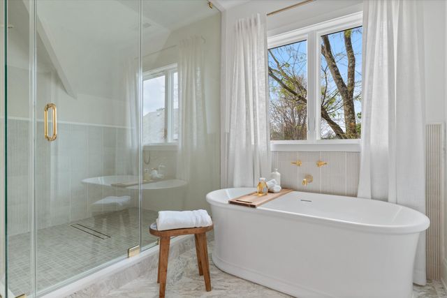 $3,160,000 | 2109 10th Avenue South, Nashville, TN 37204