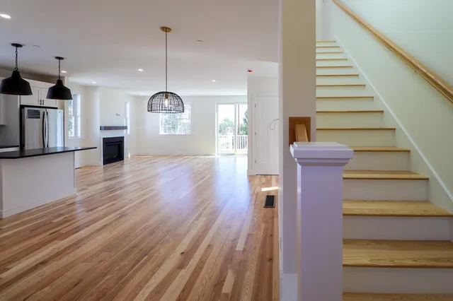 $999,900 | 31 Eden Lane, Unit 5, Portsmouth, NH 03801