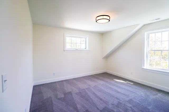 $999,900 | 31 Eden Lane, Unit 5, Portsmouth, NH 03801