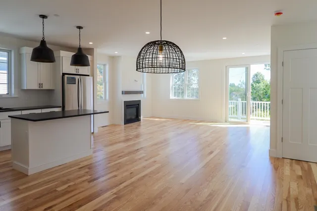 $999,900 | 31 Eden Lane, Unit 5, Portsmouth, NH 03801