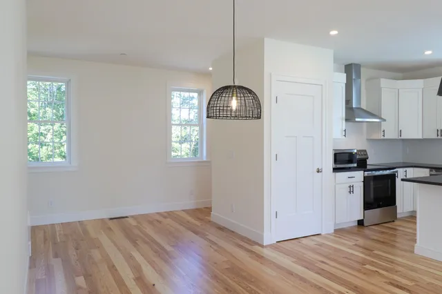 $999,900 | 31 Eden Lane, Unit 5, Portsmouth, NH 03801