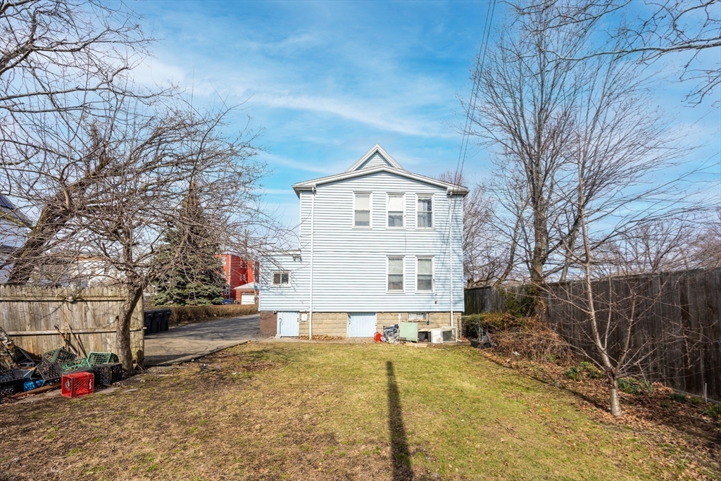 427 Crescent Avenue Chelsea, MA 02150 - Photo 26 of 35