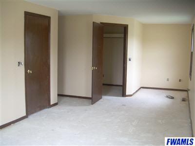 3612 Green Road New Haven, IN 46774 - Photo 7 of 9 Gallery Image 7