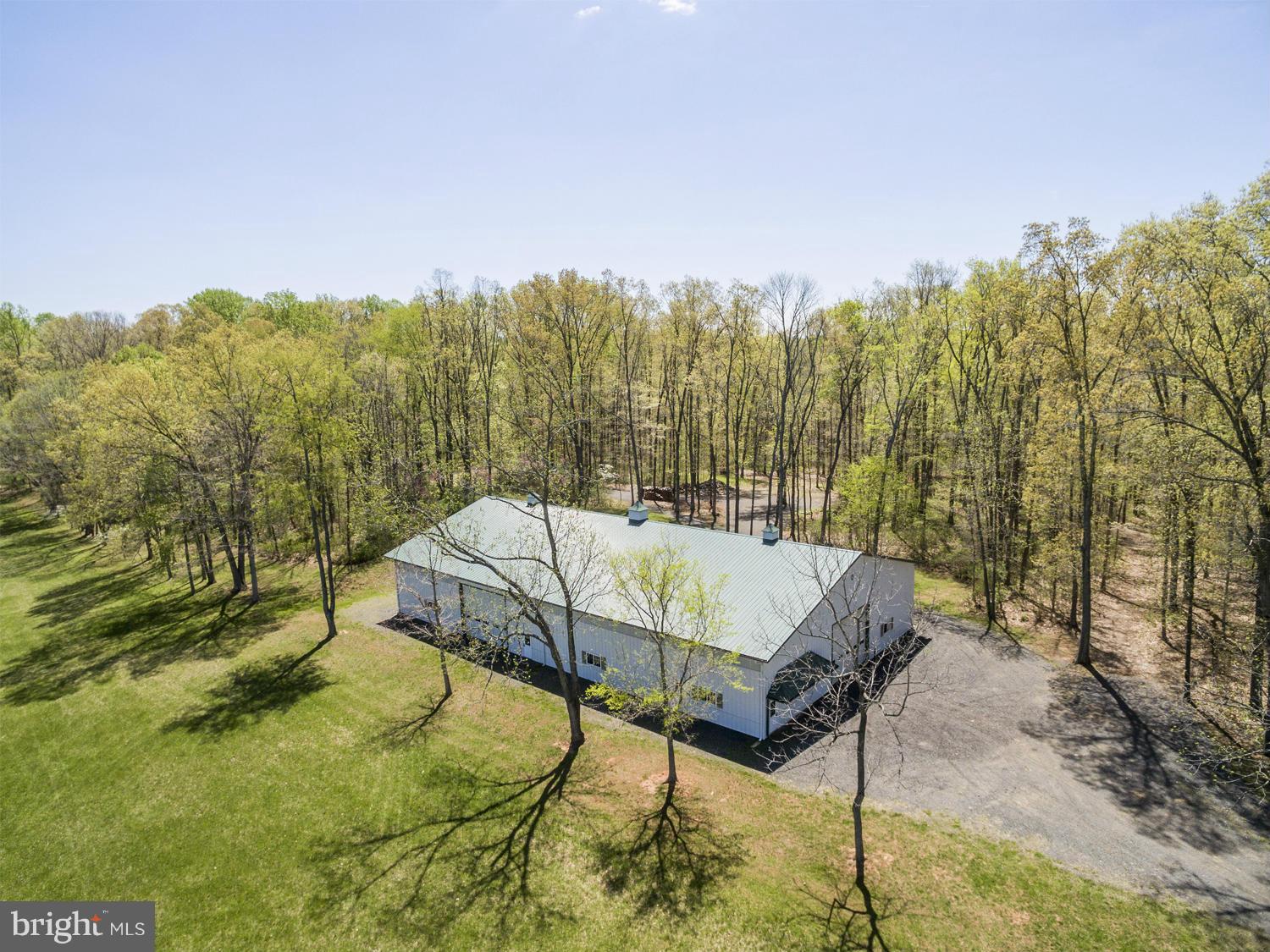 9154 Lees Ridge Road Warrenton, VA 20186 - Photo 28 of 29 Barn