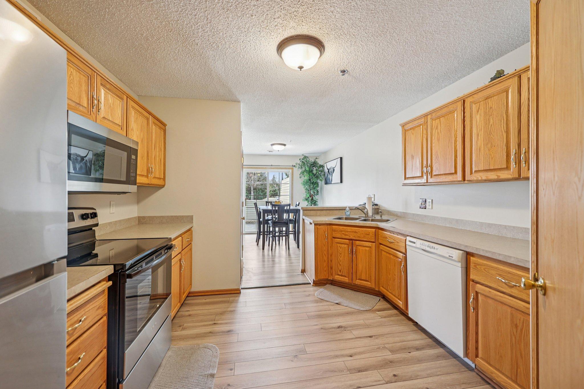 10794 Unity Lane Brooklyn Park, MN 55443 - Photo 5 of 31