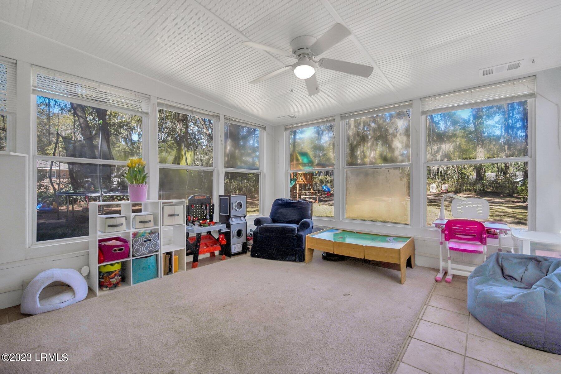 2605 State Rd S-7-160 Beaufort, SC 29902 - Photo 28 of 39 Carolina Room