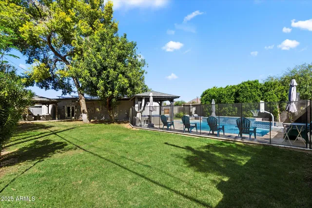 $1,390,000 | 3818 North 32nd Place, Phoenix, AZ 85018
