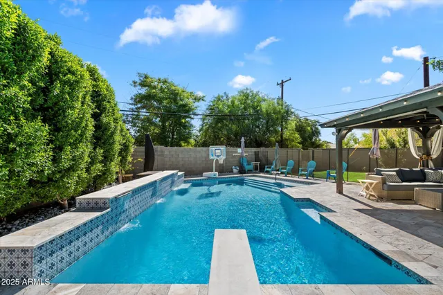 $1,390,000 | 3818 North 32nd Place, Phoenix, AZ 85018