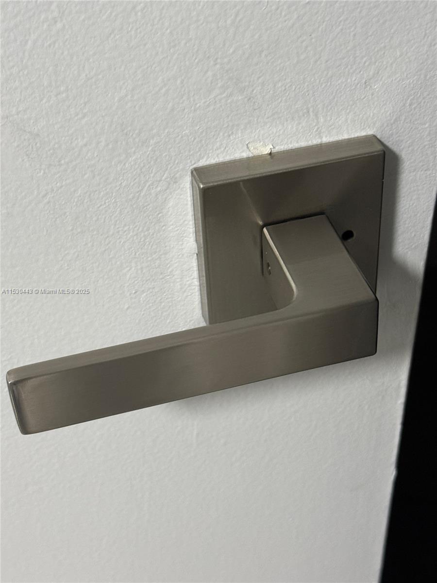 1200 West Avenue, Unit 202 Miami Beach, FL 33139 - Photo 16 of 45 a view of roof