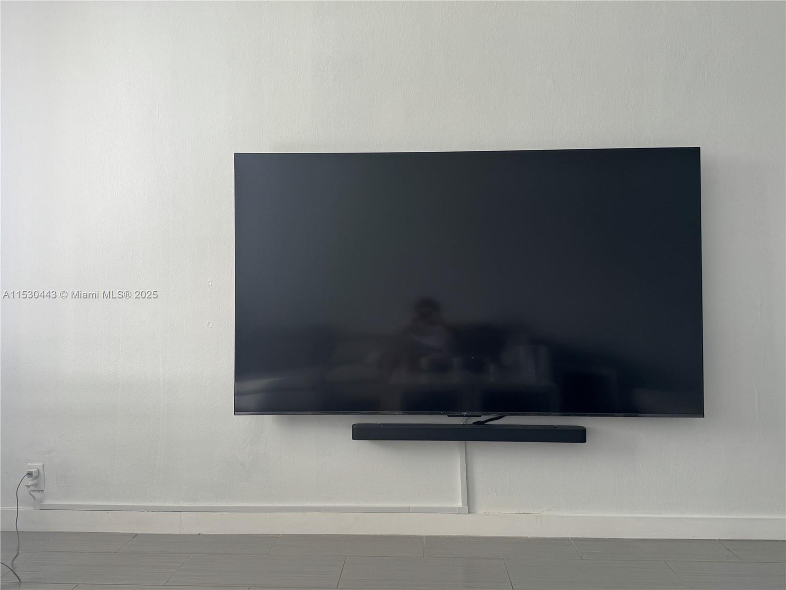 1200 West Avenue, Unit 202 Miami Beach, FL 33139 - Photo 18 of 45 a close view of cabinet