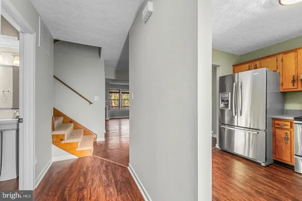 $2,250 | 23348 Red Oak Court, California, MD 20619