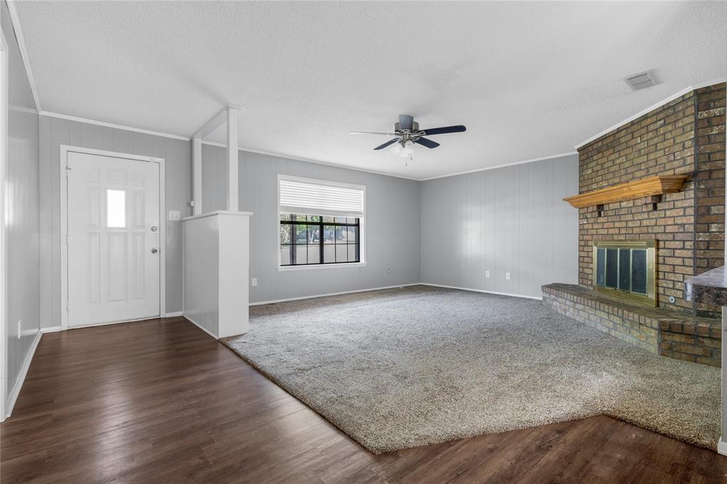 1609 Robin Street Mineola, TX 75773 - Photo 2 of 24