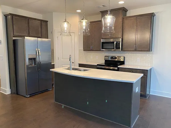 $2,000 | 107 North Auburn Landing Place, Auburn, GA 30011