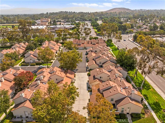 $1,099,000 | 16 Wellesley, Unit 2, Irvine, CA 92612