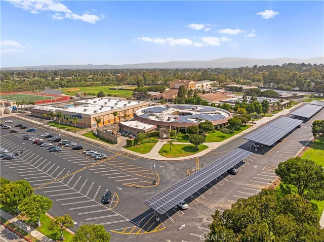 $1,099,000 | 16 Wellesley, Unit 2, Irvine, CA 92612