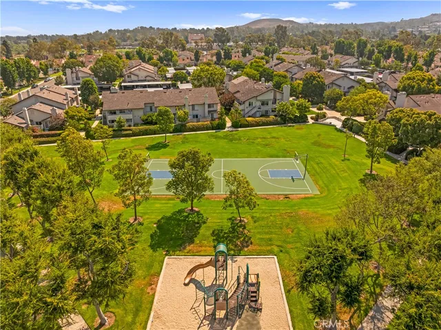 $1,099,000 | 16 Wellesley, Unit 2, Irvine, CA 92612