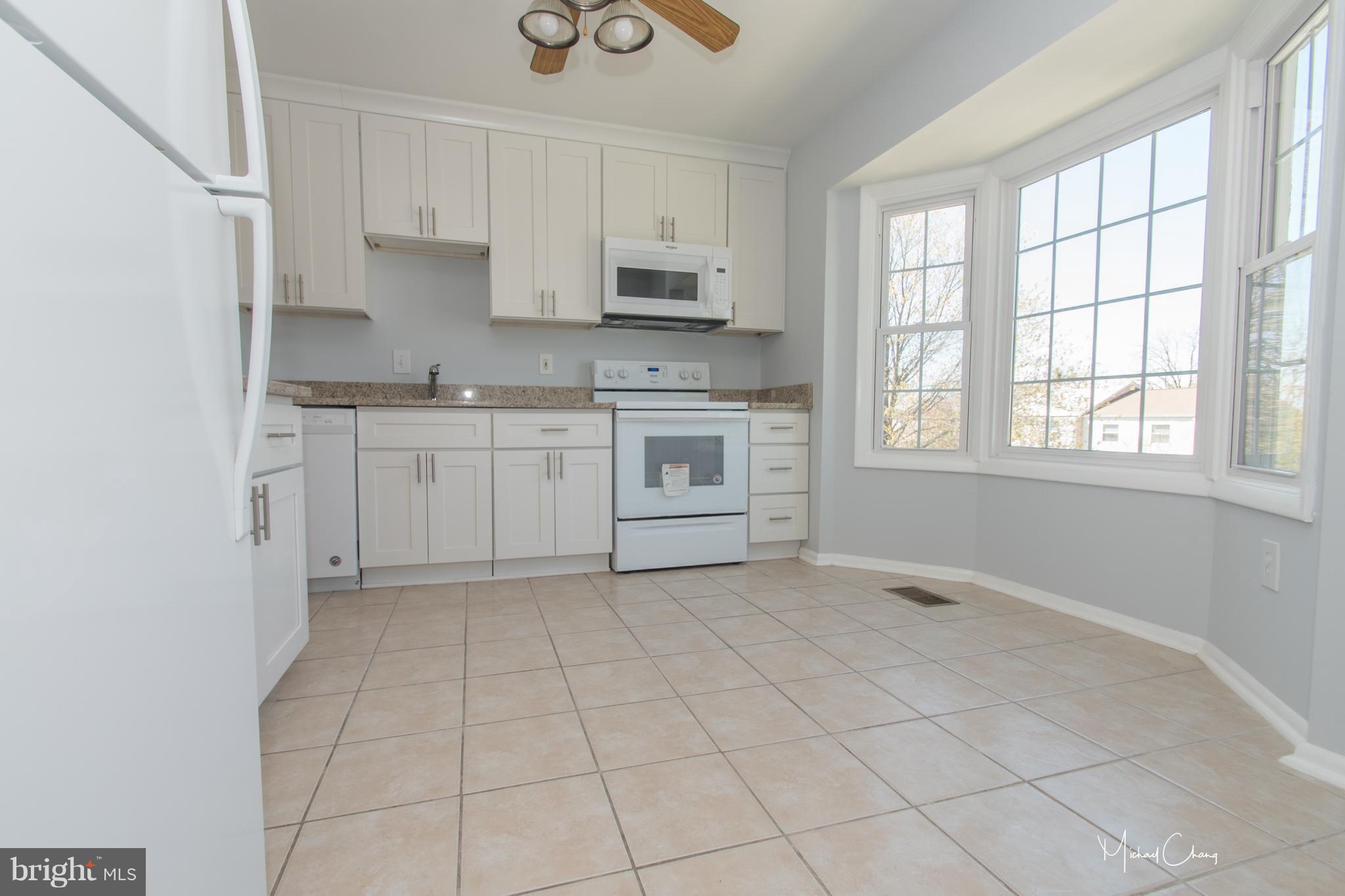 63 Timber Rock Road Gaithersburg, MD 20878 - Photo 8 of 20 Kitchen